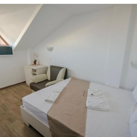 Complex Turistic Perla Venusului Hotel Екстериор снимка